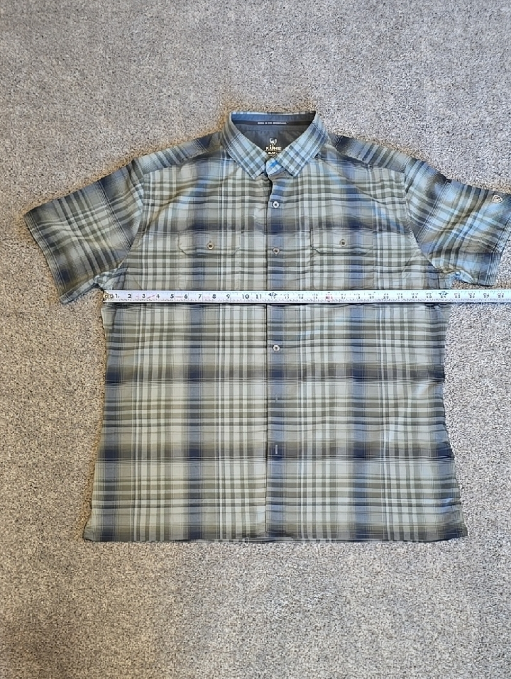 Kuhl Men's Short-Sleeve Plaid Button-Down Shirt in Green and Blue